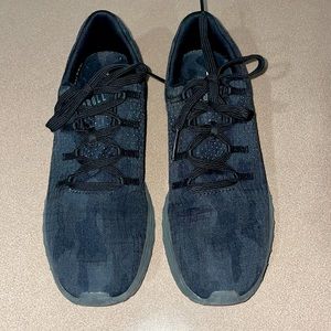 Women’s NoBull Ripstop Runners size 8.5